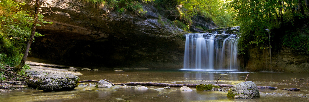 Gour Bleu - Cascades du Hérisson