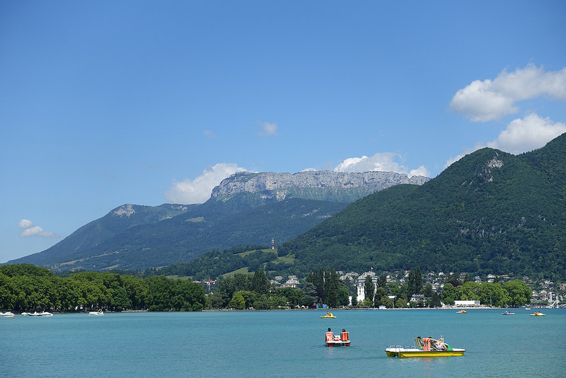 Pédalo lac annecy